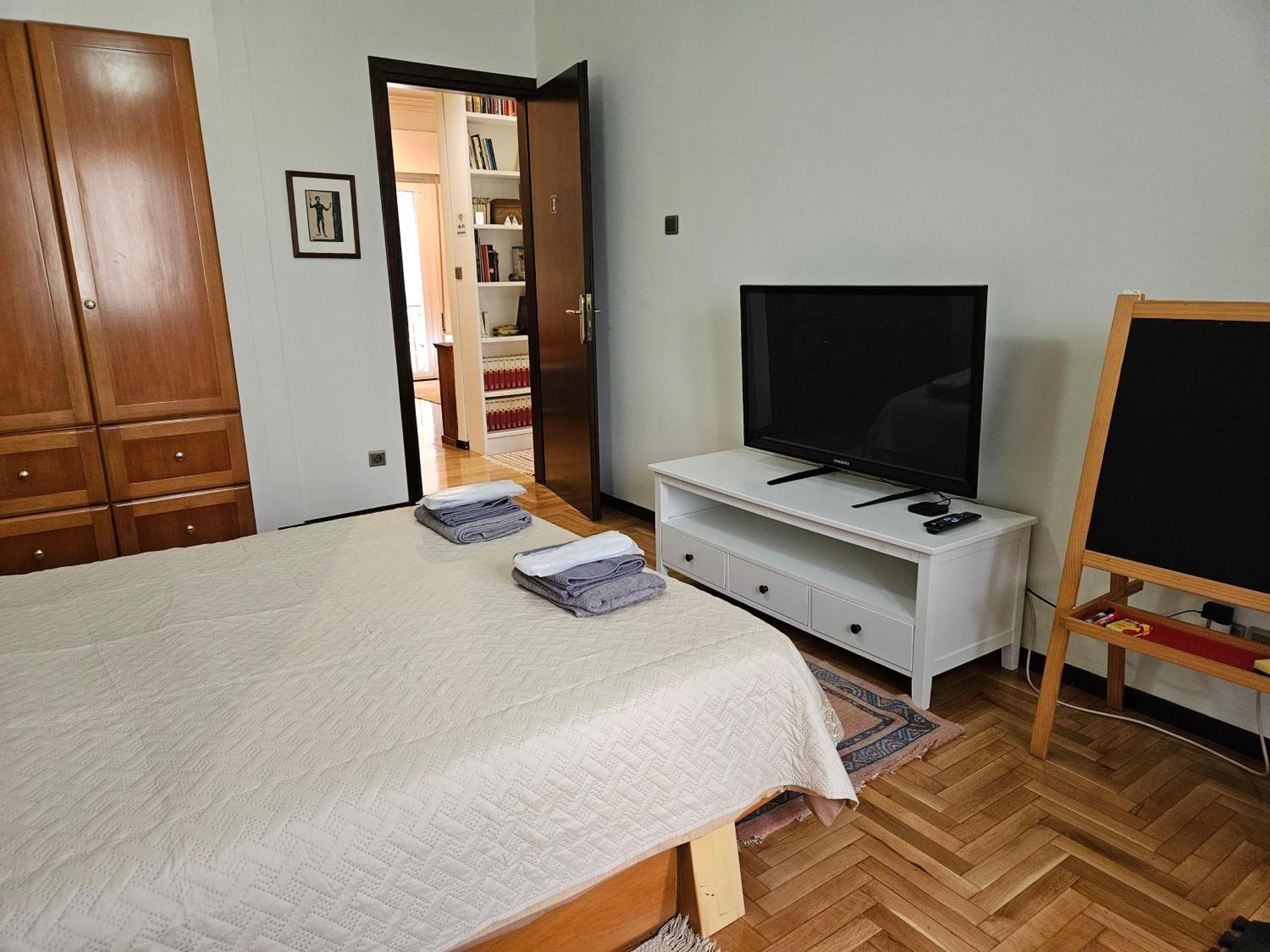3 Bedder Condo In Ilisia, Megaro Mousikis 아테네 외부 사진